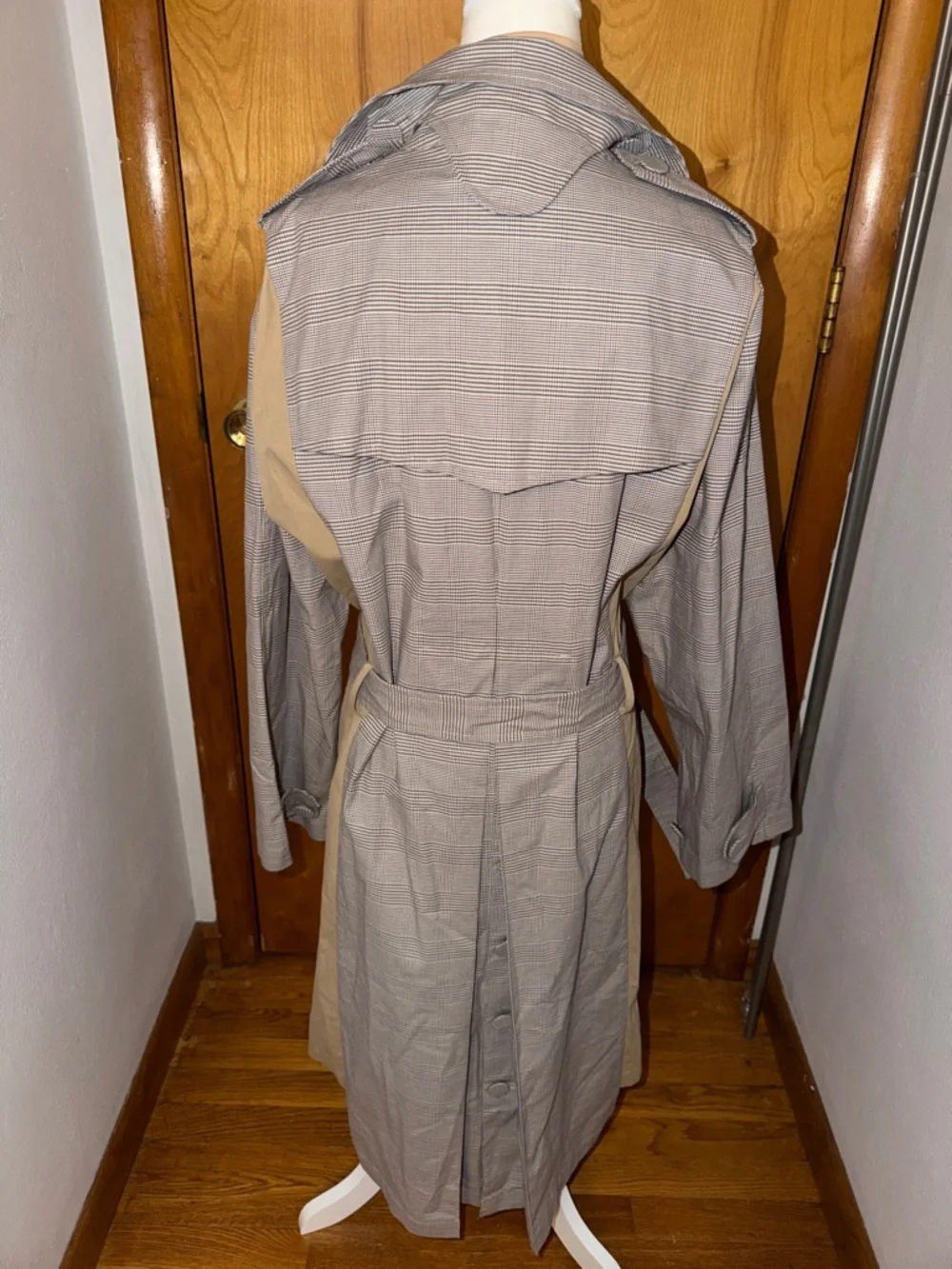 ZARA Woman Plaid Combination Double Breasted Trench Coat With Belt - Large - Picture 2 of 11